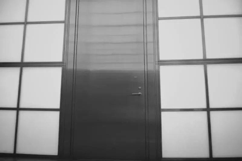 Vad krävs för att en ytterdörr skall klassificeras som säkerhetsdörr?