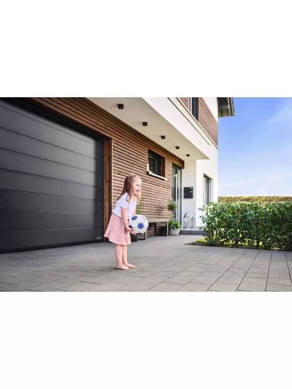 Årets Port 2025 - Garageport med motor