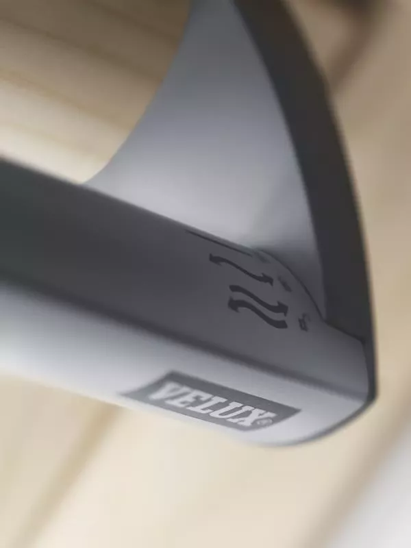 Pivåhängt Takfönster