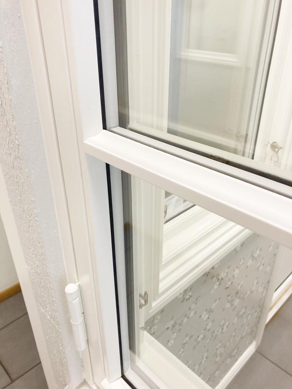 Sidohängt 3-luft fönster